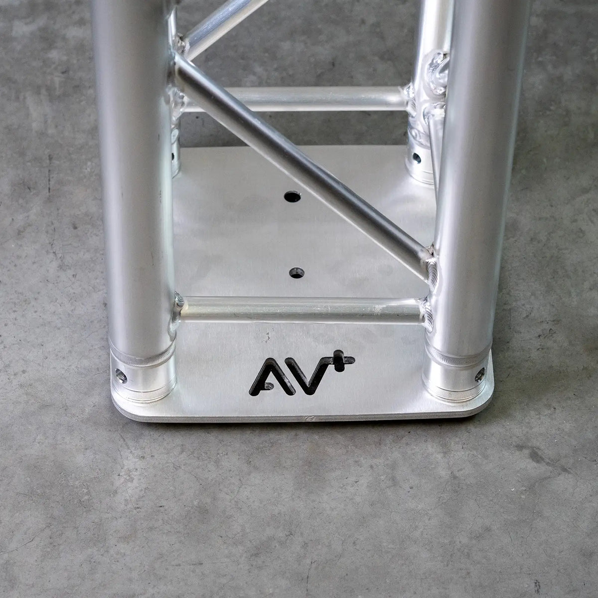 300 Aluminium Base Plate - 290 Truss