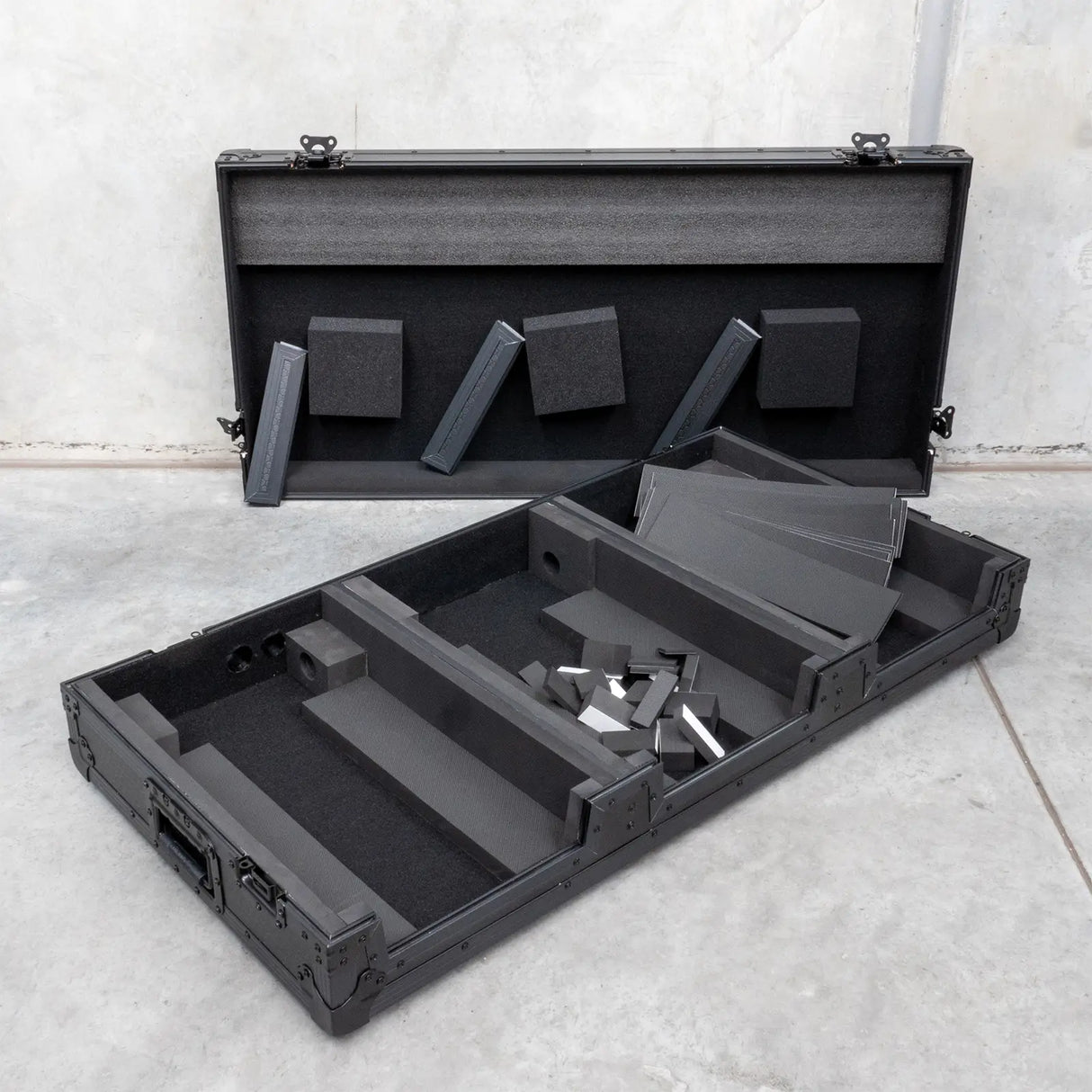 CDJ 3000 / CDJ 2000 & 12 Inch Mixer Coffin Case