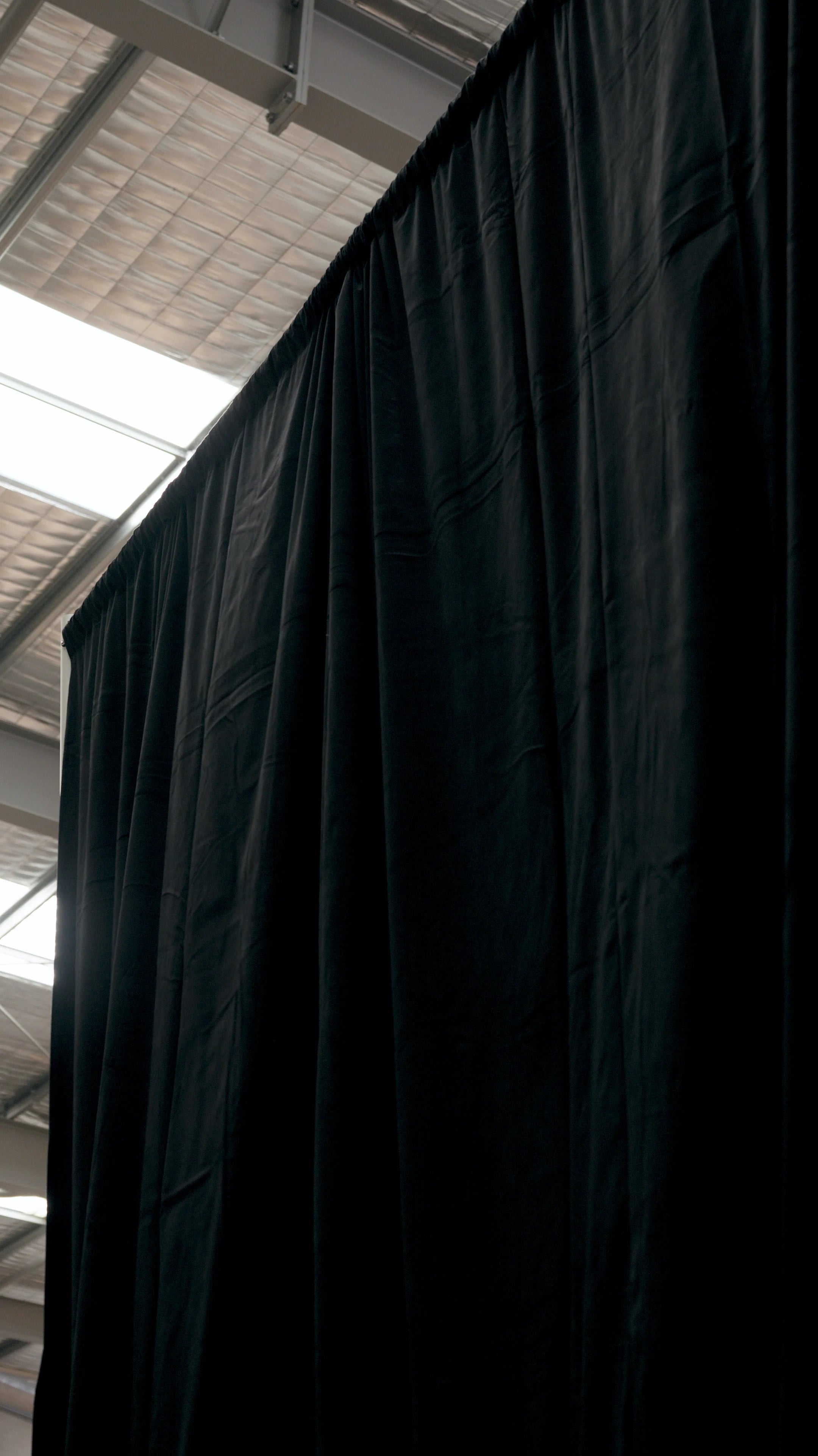 Pipe and Drape Stand with Black Velvet Drape (800gsm)