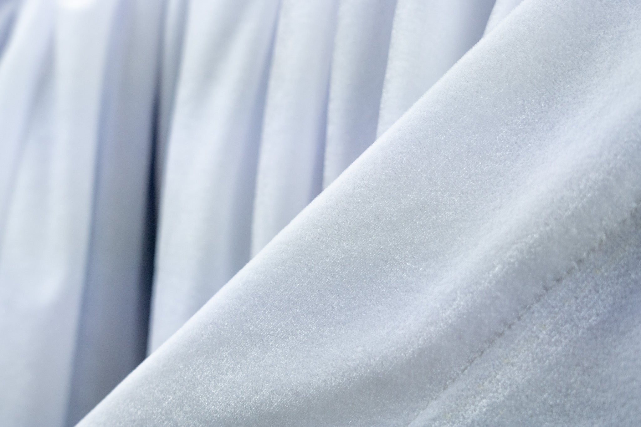 Backdrop Curtain – 3.15m x 4.25m White Velvet 300gsm