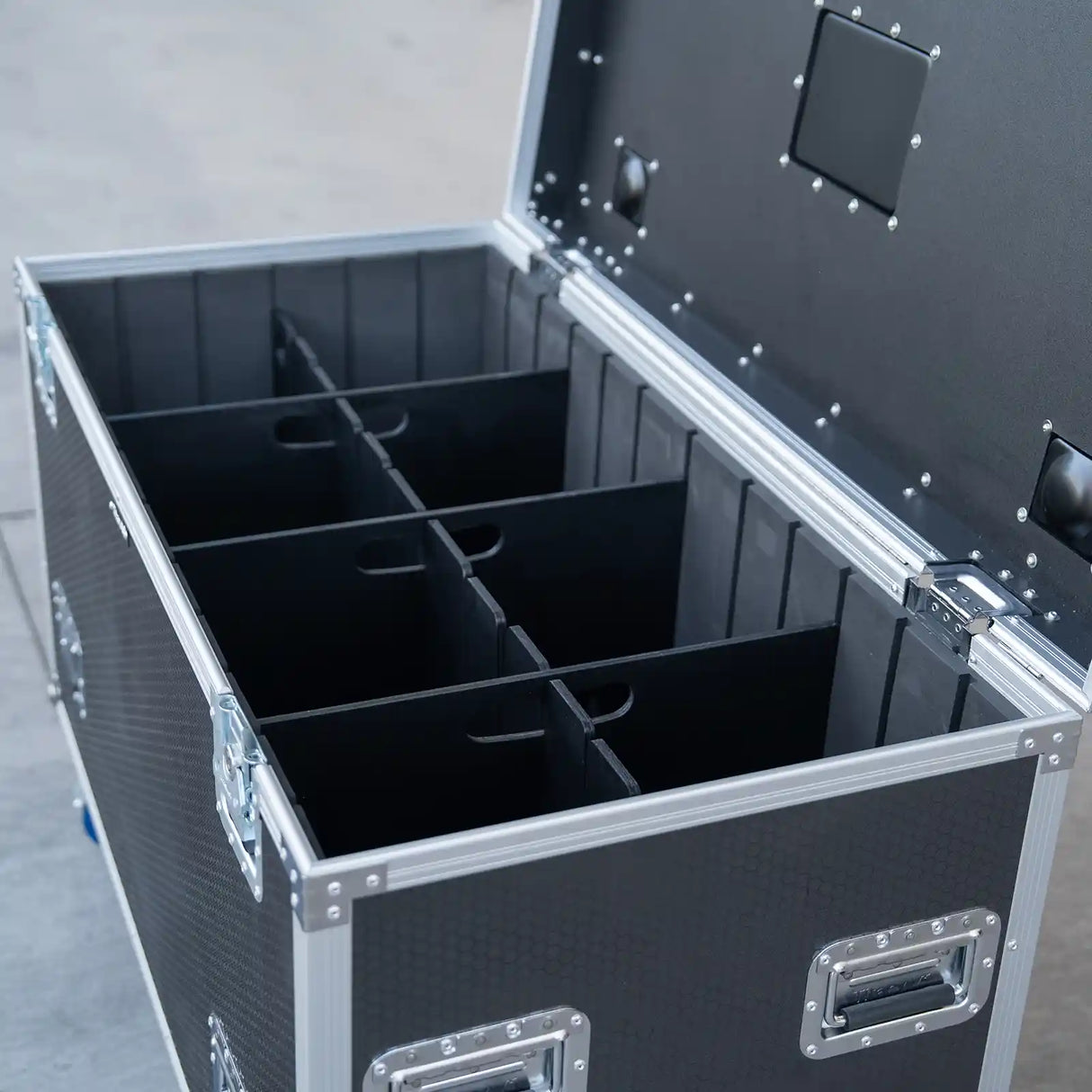 Large & Tall Cable Packer with Adjustable Dividers & Removable Tray – Pro Case