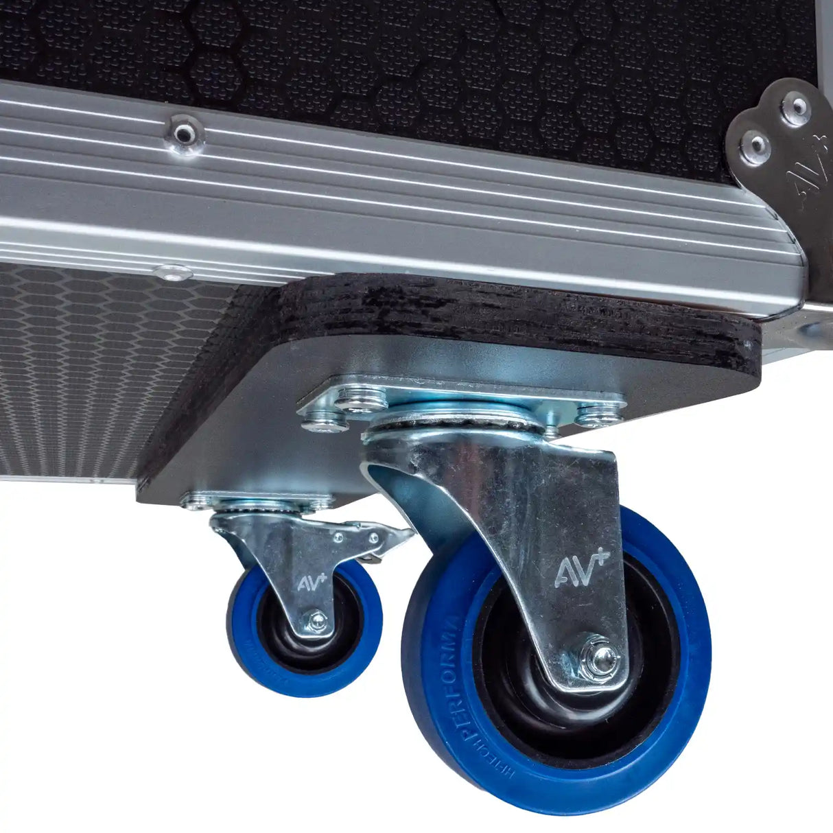 The Essentials Small Cable Packer – Tall